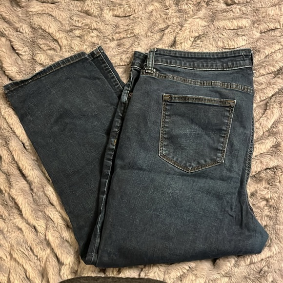 Sonoma Curvy Capri Size 18, rarely worn. Clean, smoke free home. - Picture 5 of 6